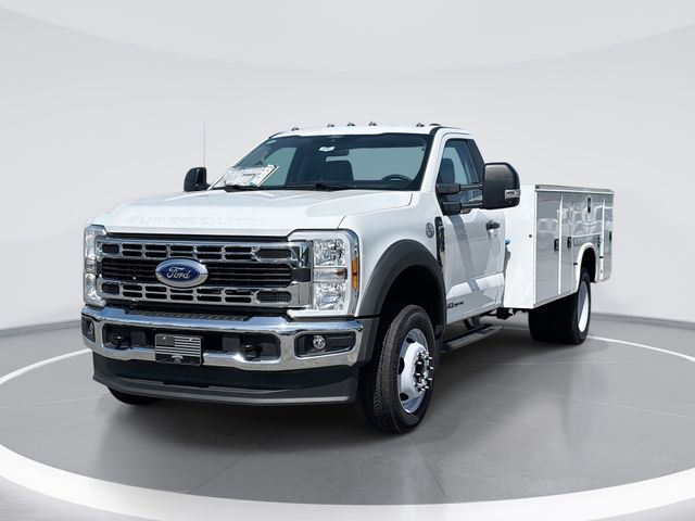 2025 Ford F-550 XL 4x4 Regular Cab 169-In DRW's photo