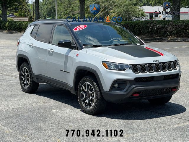 Silver Zynith Metallic Clearcoat 2025 Jeep Compass SUV / Crossover Four-Wheel Drive 8-Speed Automatic