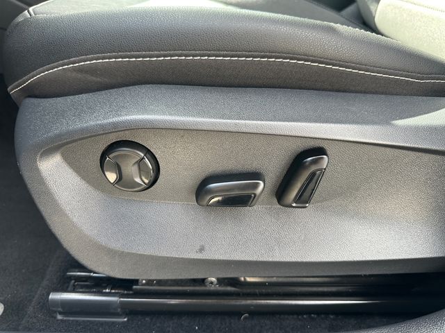 Used 2024  Volkswagen 1.5T SE image 20