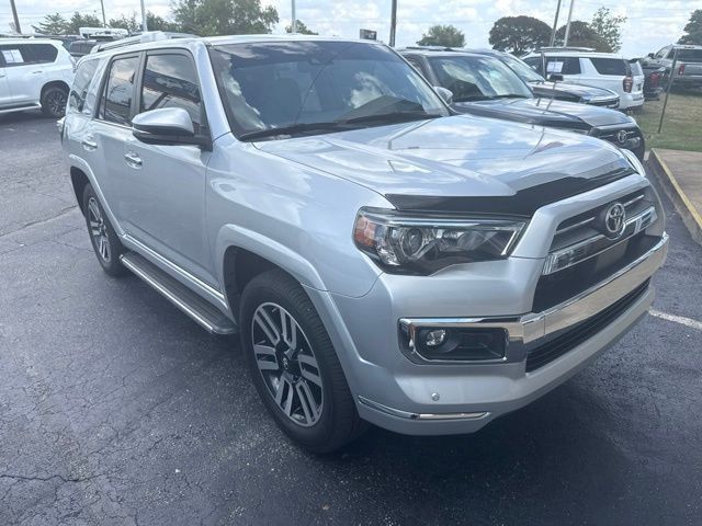 Classic Silver Metallic 2021 Toyota 4Runner SUV / Crossover All-Wheel Drive 5-Speed Automatic Overdrive