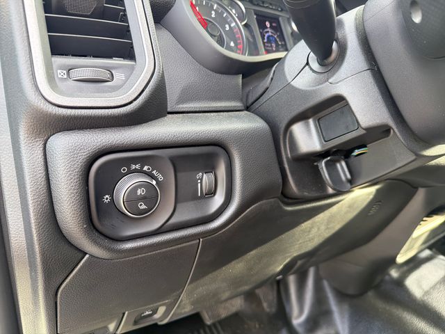 2025 RAM Ram 2500 Pickup Tradesman - Photo 13