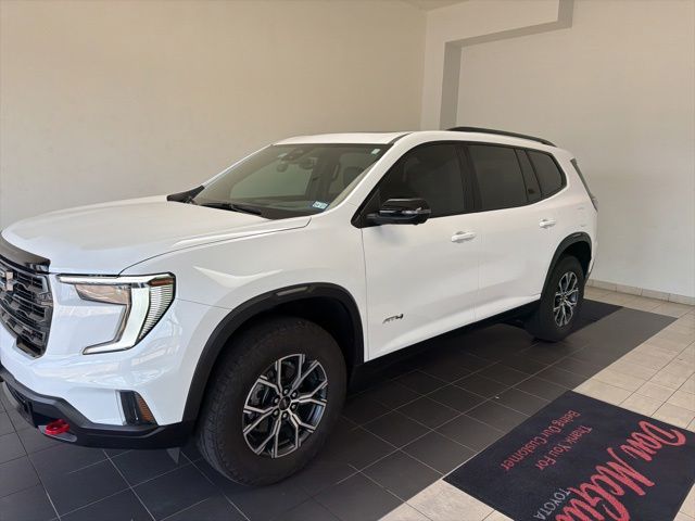 2024 GMC Acadia AT4 AWD's photo