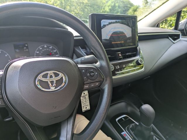 2024 Toyota Corolla LE 29