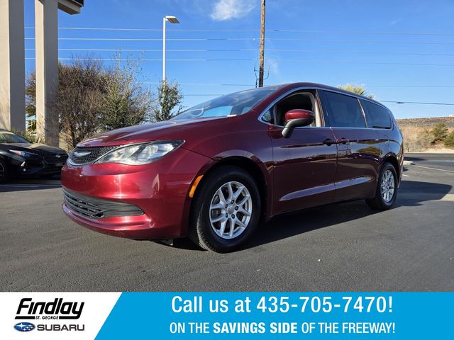 2017 Chrysler Pacifica Touring FWD