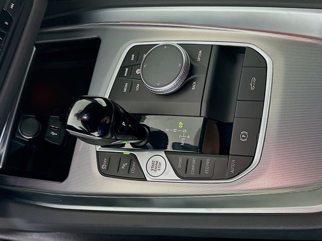 Thumbnail: 2022 BMW Z4 - 17