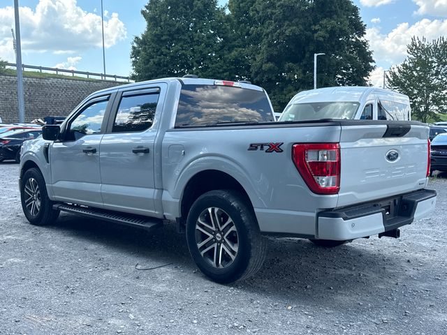 Used 2022 White Ford XL image 3