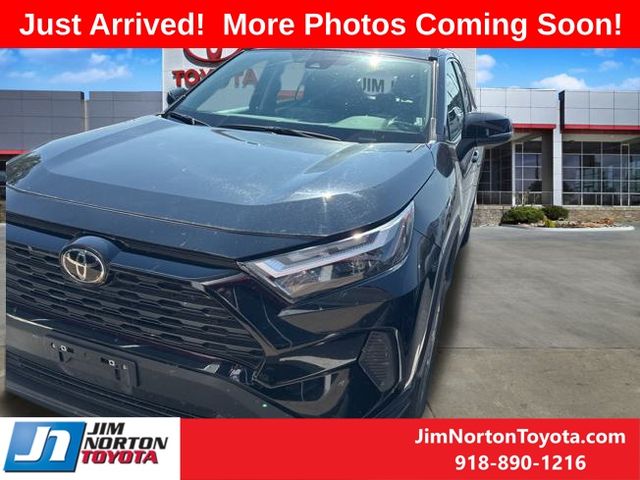 Used 2024 Toyota RAV4 XLE with VIN 2T3W1RFV9RW321087 for sale in Northfield, Minnesota