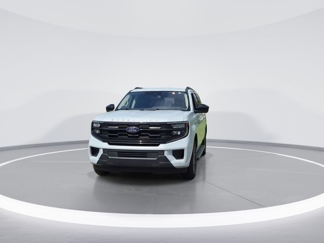 Used 2025 Silver Ford Active image 3