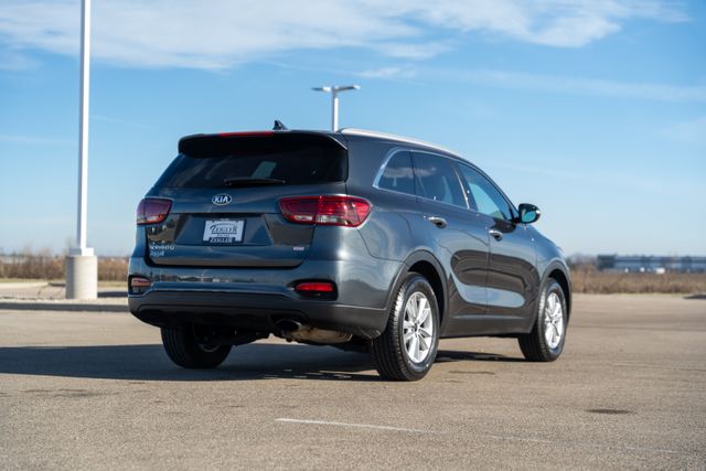 2019 Kia Sorento LX 7