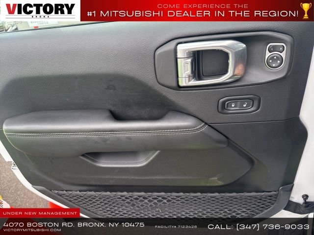 2023 Jeep Wrangler Sahara 4xe photo