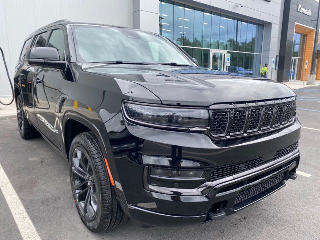 New 2024 Diamond Black Jeep Series II image 7