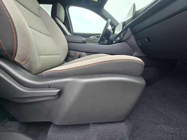 2025 Chevrolet Traverse LT:169438A