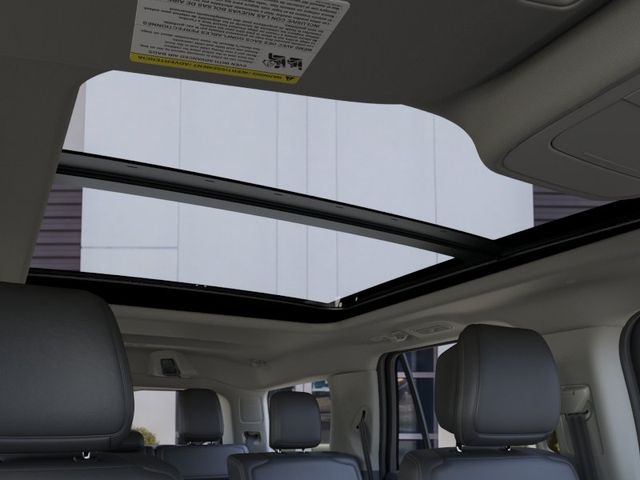 New 2026 Black Ford Platinum image 22