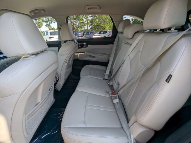 Used 2024 Kia Sorento SUV