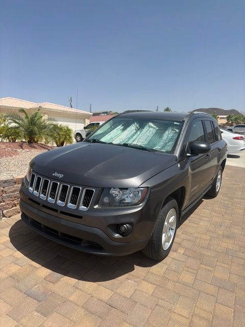 Gray (Granite Crystal Metallic Clearcoat) 2015 Jeep Compass SUV / Crossover Front-Wheel Drive Continuously Variable Transmission