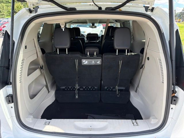 2019 Chrysler Pacifica Touring L White at Bob Ruth Ford