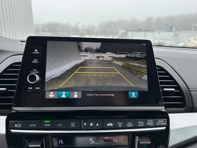 2025 Honda Odyssey Sport-L - 11