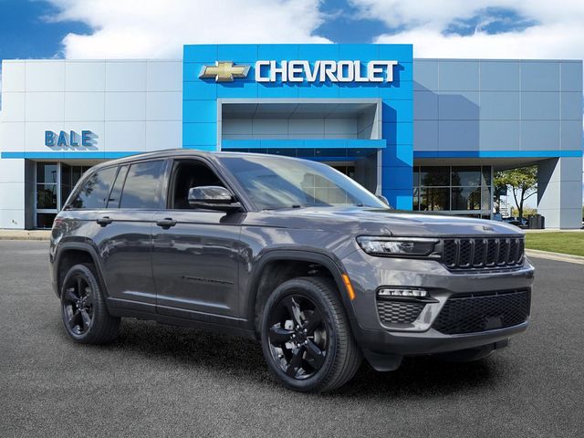 Baltic Gray Metallic Clearcoat 2024 Jeep Grand Cherokee SUV / Crossover Four-Wheel Drive 8-Speed Automatic