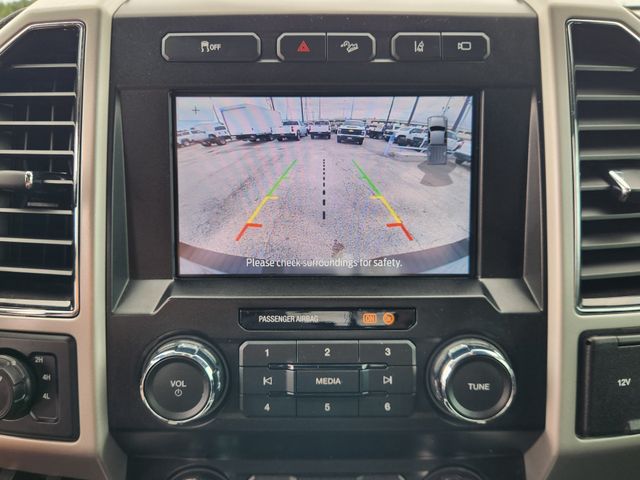 2020 Ford F-250SD Lariat Black at Autostrade