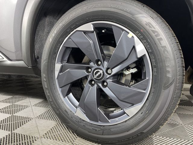 2025 Gun Metallic Nissan Rogue SV FWD SUV