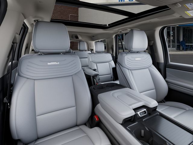 New 2027 White Ford Platinum image 10
