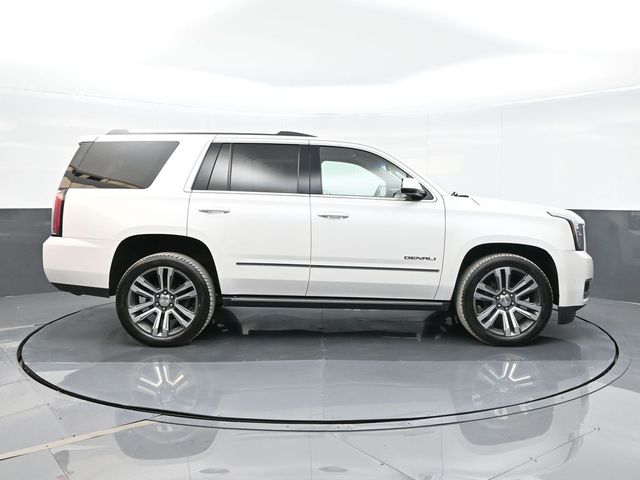 2019 GMC Yukon Denali 10