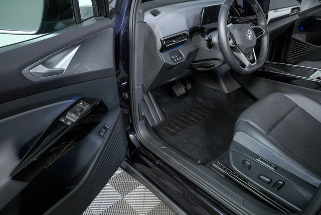 used 2023 Volkswagen ID.4 car, priced at $21,733
