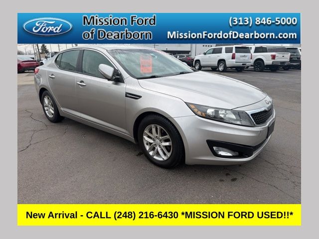 Satin Metal Metallic 2013 Kia Optima LX Sedan Front-Wheel Drive 6-Speed Automatic