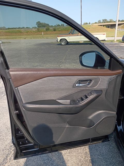 Used 2023 Nissan Rogue SUV