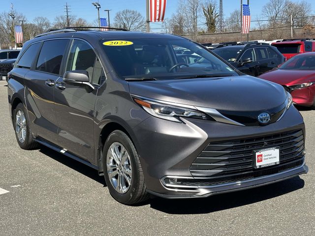 2022 Toyota Sienna Platinum 7-Passenger AWD