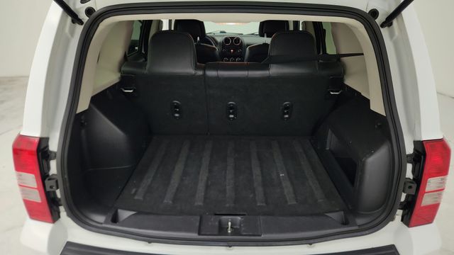 2016 Jeep Patriot Sport SE White at DeMontrond Ford