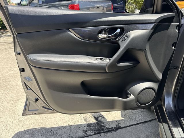 2019 Nissan Rogue - $13,998
