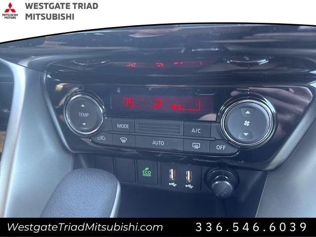 MitsubishiEclipse Cross22