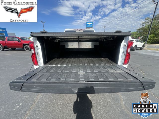 ChevroletSilverado 2500HD32