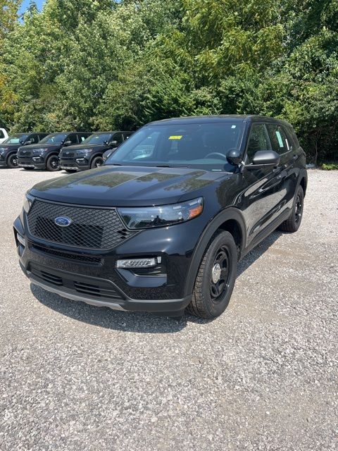 View vehicle photo 2