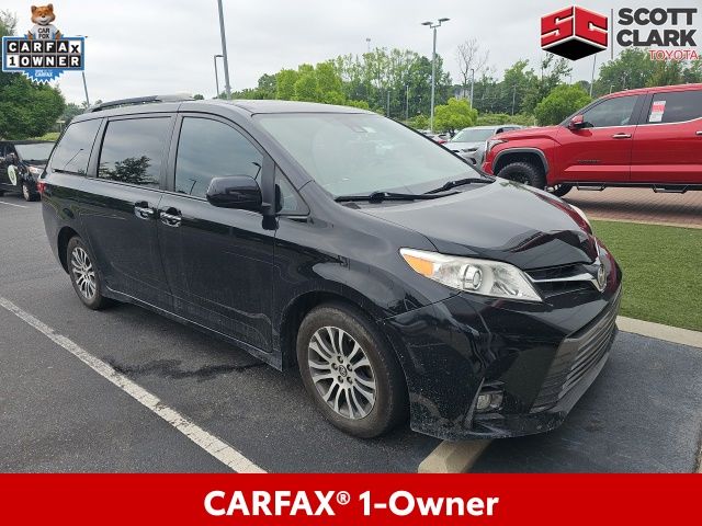 2019 Toyota Sienna XLE