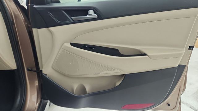 2017 Hyundai Tucson SE Brown at Traditions Chevrolet