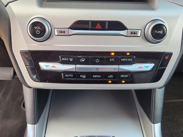 2022 Ford Explorer XLT Black at AutoSavvy Houston Southwest
