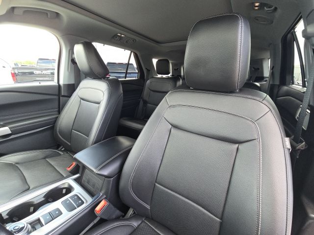 Photo of 2023 Ford Explorer Limited in Dallas, GA - 25,  2023 Ford Explorer Limited:B01962