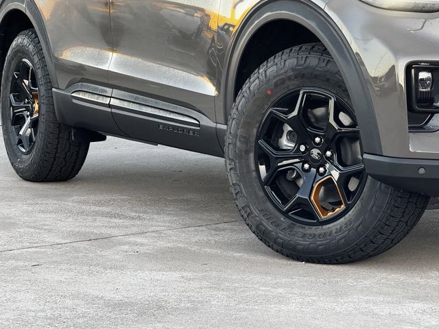 New 2026 Gray Ford Tremor image 3