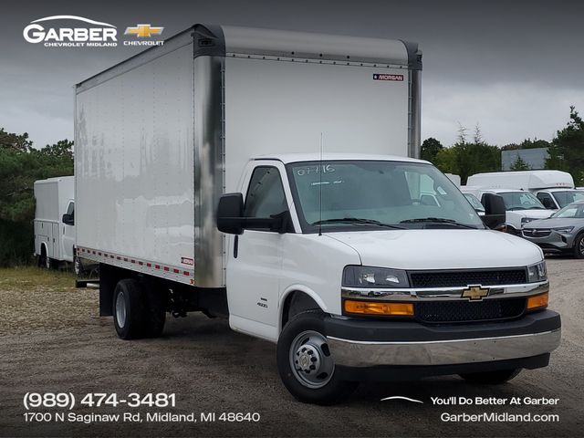 New 2026 Chevrolet Express 4500 - photo 1