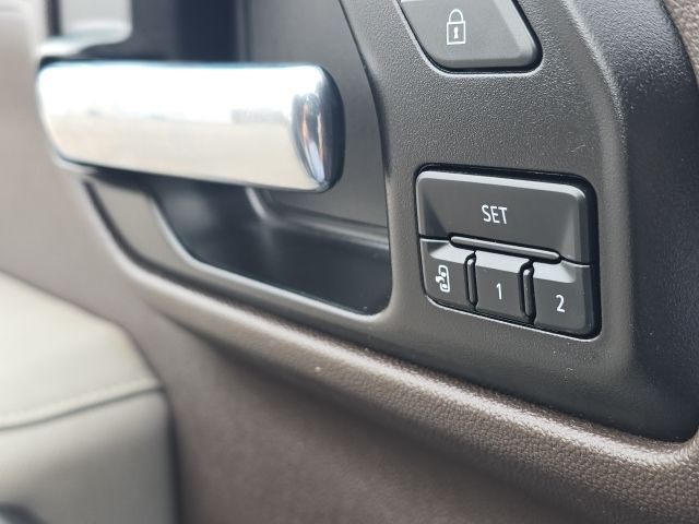 2022 GMC Sierra 1500 Limited SLT:166844B