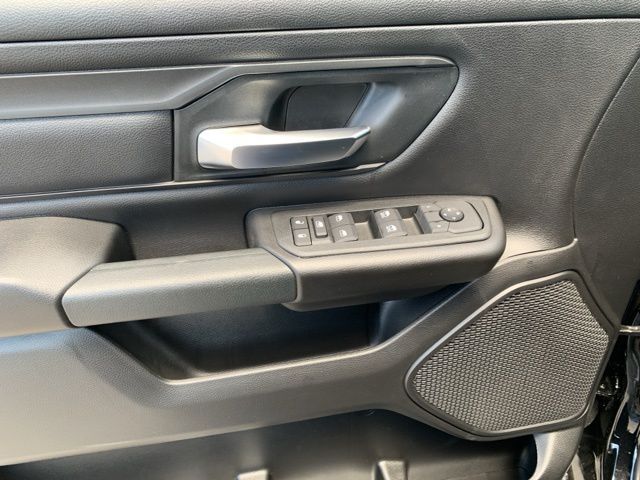 2025 RAM 1500  photo