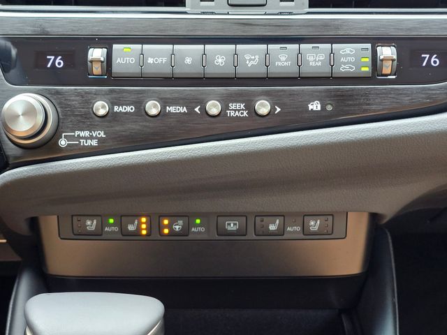 2025 Lexus ES 350:44446A1