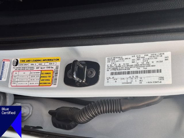 Used 2025 White Ford Raptor R image 37