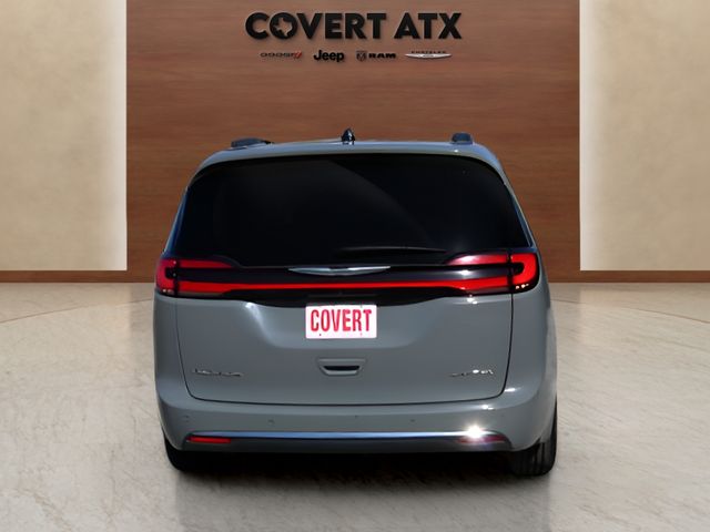 Used Car 2023 Chrysler Pacifica  Limited For Sale Under $35,000 In Austin, Texas