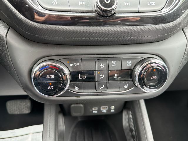 Used 2023 Gray Chevrolet LT image 22