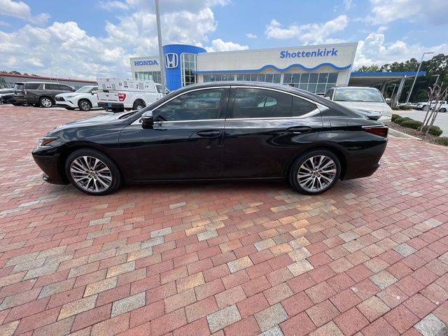 Used 2021 Lexus ES Sedan
