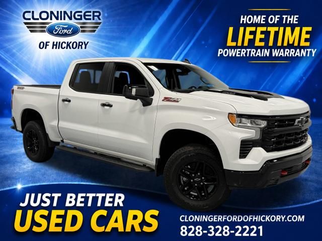 Summit White 2023 Chevrolet Silverado 1500 Pickup Truck Four-Wheel Drive Automatic