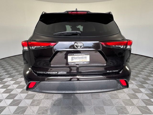 Used 2021 Toyota Highlander SUV